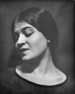 Tina Modotti by Edward Weston Fotografe dimenticate dalla storia: Tina Modotti